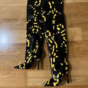 VETEMENTS Patent leather over-the-knee boots - New In Box
